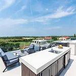 Parenzo וילה פורץ